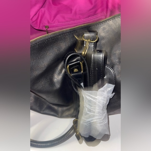 Walk of shame duffle bag in great condition - Picture 2 of 8